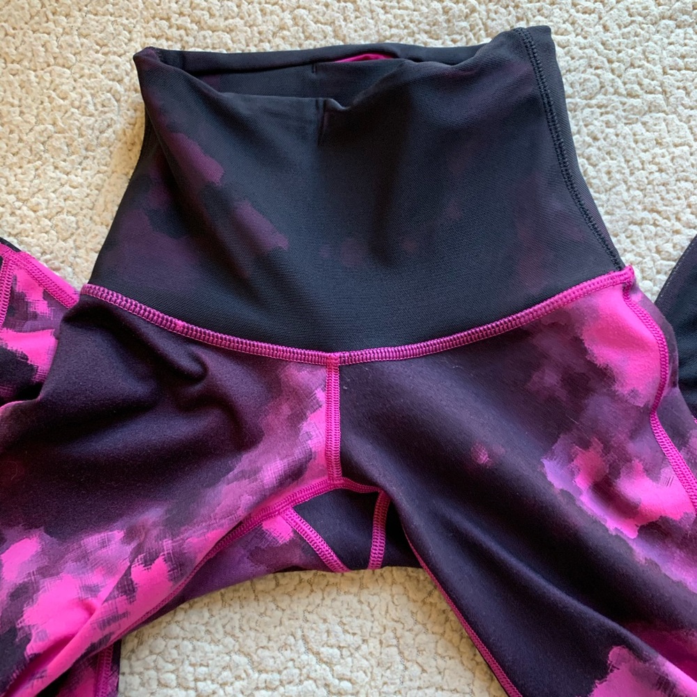 LULULEMON sweaty endeavor inkwell leggings - Picture 6 of 8